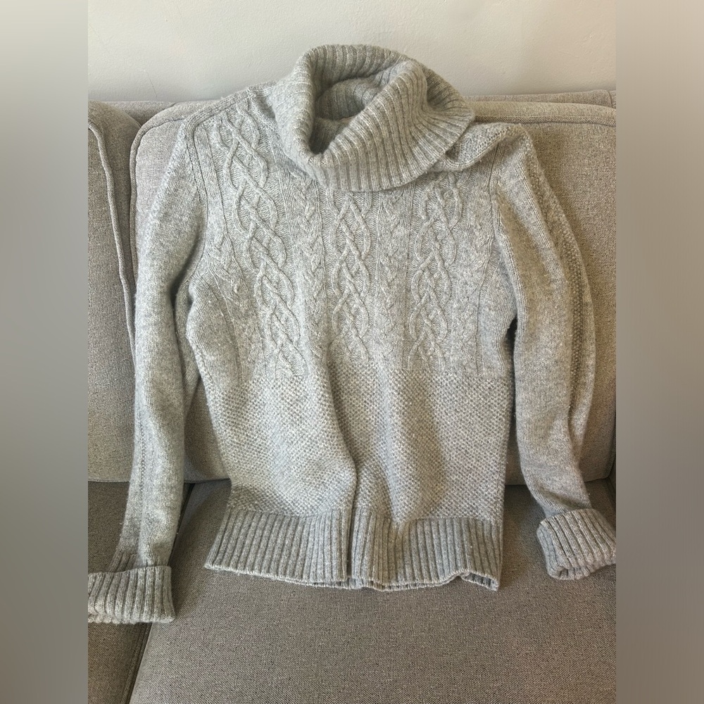 Gap wool sweater